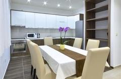 Ferienwohnung Kroatien direkt am Meer - Makarska apartment Dalmacija A1 / 06