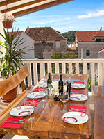 Apartman u Makarskoj za 8 osoba - Apartman Jadranko