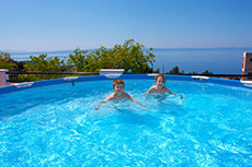 Günstige Ferienwohnung mit Pool in Makarska-Apartment Turina A1