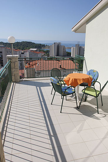 Makarska Croatia - Apartments for 7 persons-Apartment Besker