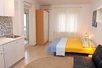 Apartments for 2 persons in Makarska