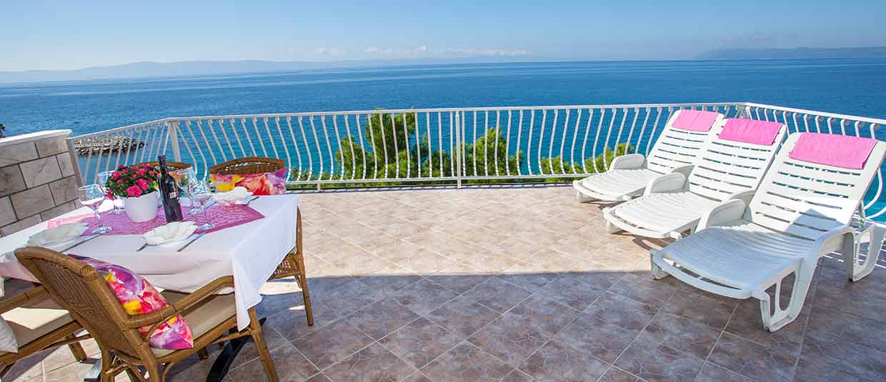 Rental apartments in Makarska riviera-Tucepi - Holiday Home