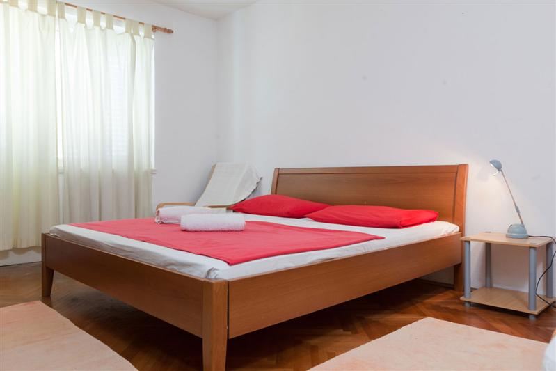 Makarska Croatia Apartment for rent Maja 12