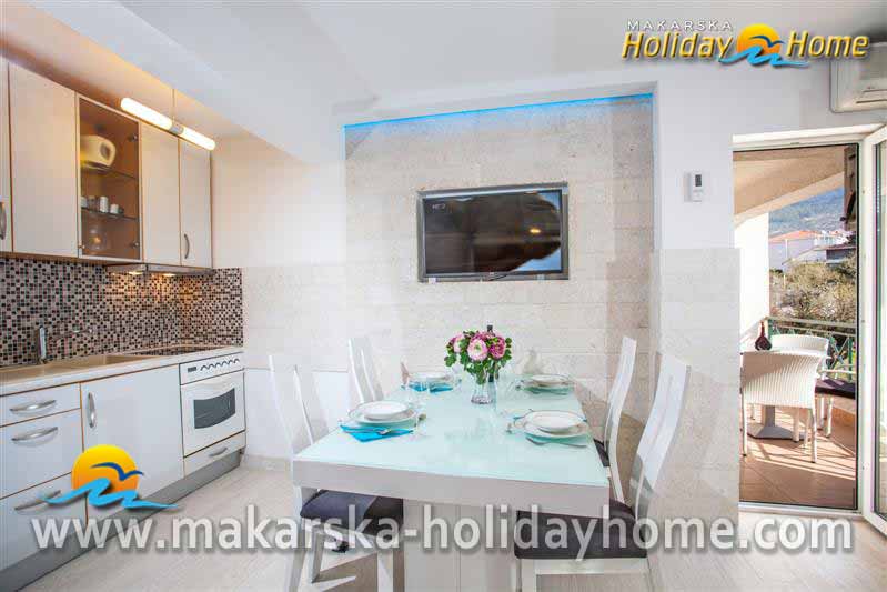 Makarska  riviera Apartments close to the Beach - Apartment Zlata / 08