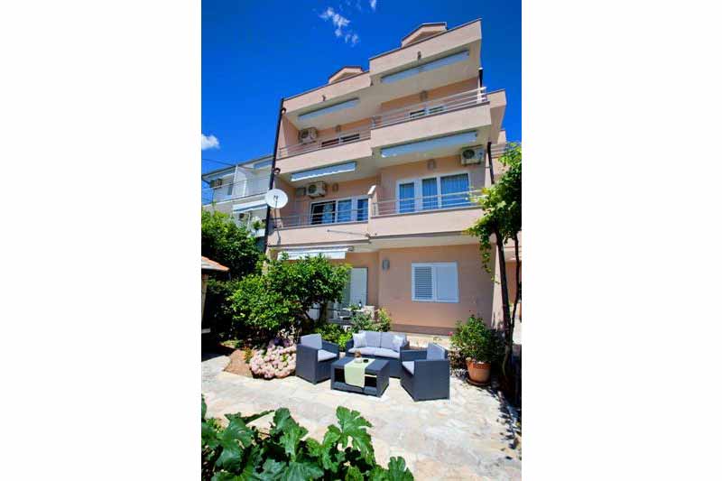 Private Accommodation Makarska - Apartment for 3 persons Anamari A2 / 17