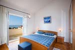 Seafront apartments in Makarska for 5 persons - Apartment Buba A1