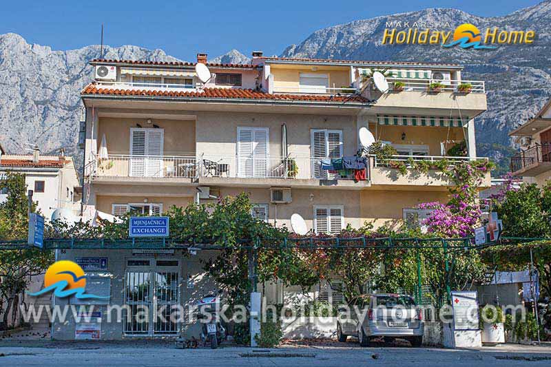 Beach apartments Makarska - Apartments Buba