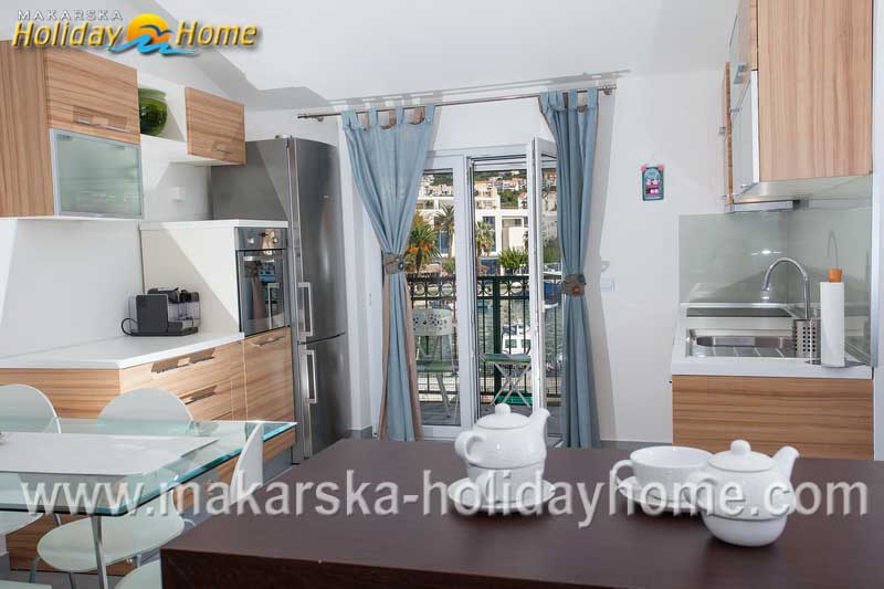 Makarska  apartman uz samo more - Apartman Bura A2 / 06