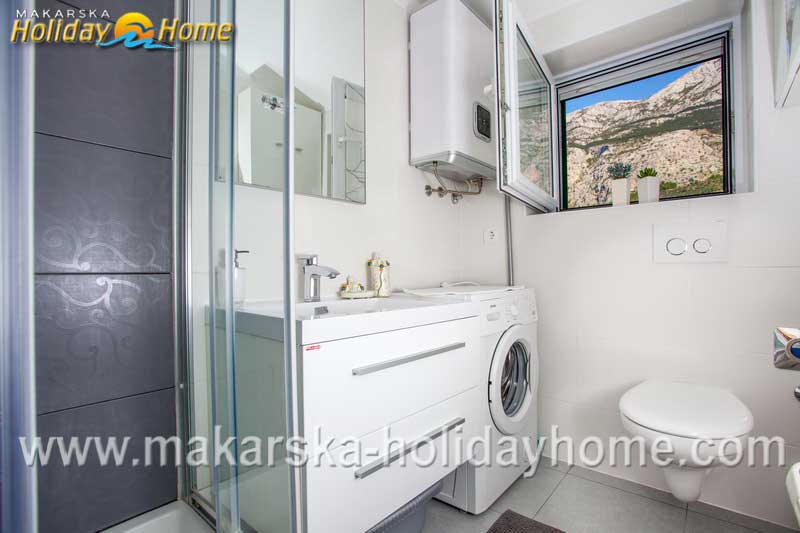 Makarska Beach apartments - Apartment  Bura A2 / 18