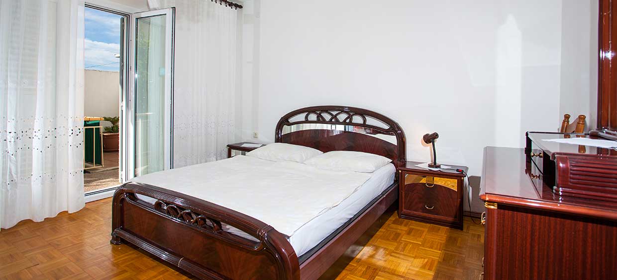 Apartmani Hrvatska - Makarska jeftini apartmani za 4 osobe