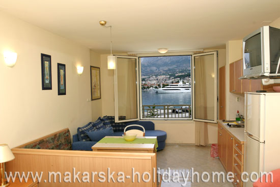 apartmani bekavac makarska  naslovna fotografija