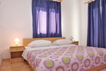 apartman pogled kroz prozor