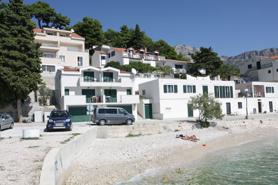 Croatia accommodation near the sea on the Makarska Riviera