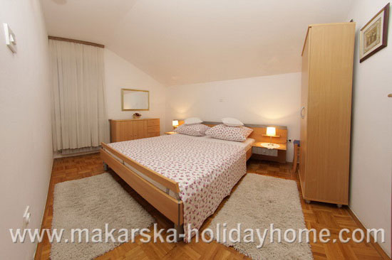 private accommodation makarska apartment Sanja