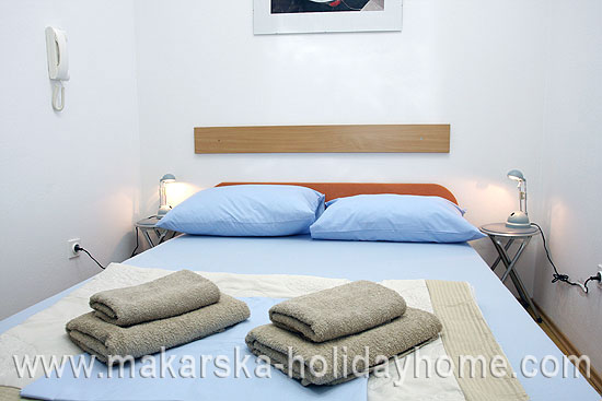 Holidays to Croatia-Makarska apartment Zeljko