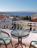 Apartments near the sea in Makarska