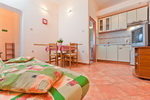 apartments makarska private accomodation Gorana A2