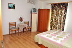 private accommodation Makarska - apartments Agnes A 3