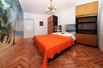 Makarska cheap apartment for 5 persons