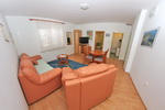 Private apartment in the center of Makarska  Pivac app 2