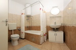 Private apartments in Makarska near the beach-Apartments Rose
