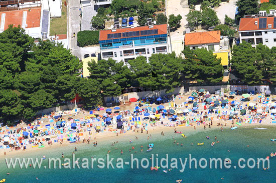 Apartments by the beach in Makarska, Apartment Plaža