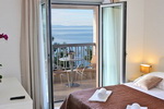 Rooms by the Sea in Makarska - Bed and Breakfast Plaža