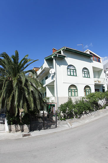 Holidays to Croatia -Apartments Stella Makarska