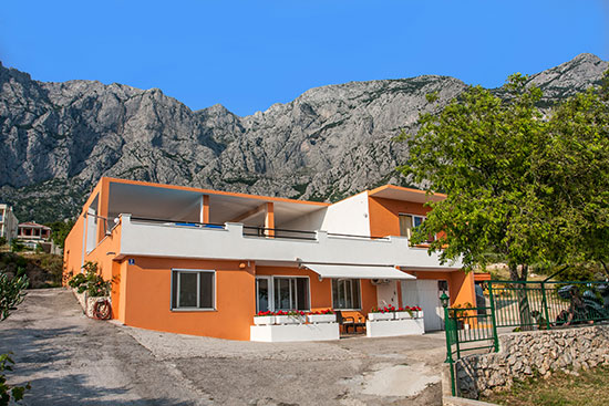 Cheap apartment at sea - Apartmrnt Makarska - Turina A1