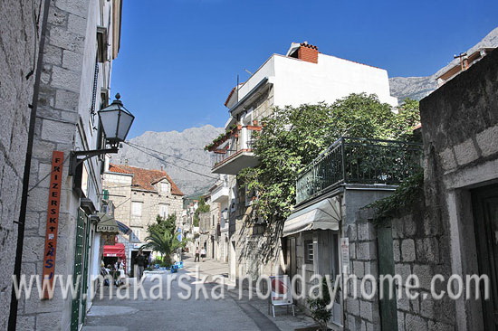 Haus für 8 Personen in Makarska