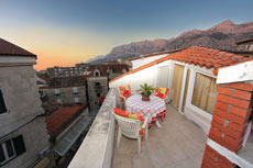 Holiday house in center of Makarska