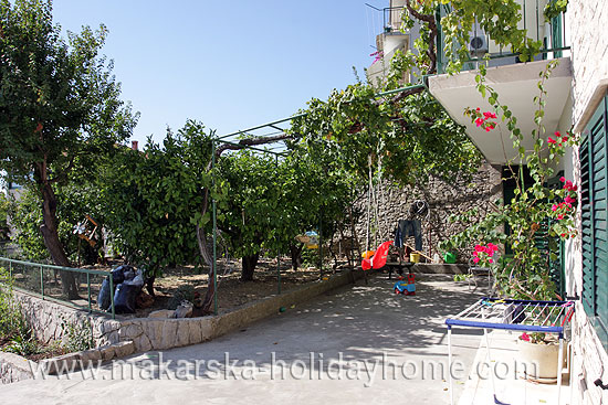 Ferienwohnung in Makarska-Apartment Besker für 7 Personen