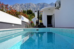 villa with pool Makarska