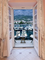 Croatia - luxury villa by the sea in Makarska