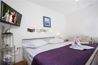 Promajna Beach Rooms - Apartments Nives