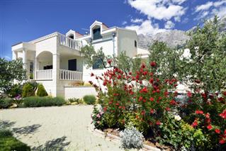 Ferienhaus Kroatien mit Pool und Hund Makarska - Villa Damir